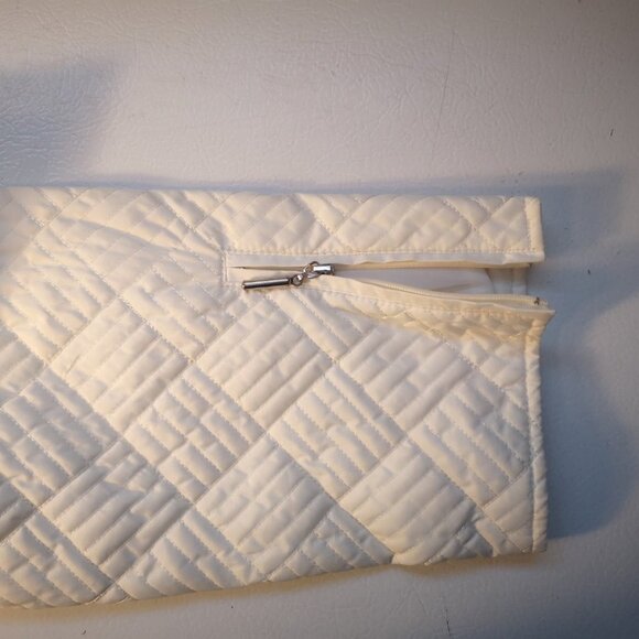 Me-Jay Ladies Ivory Lightweight Fully Lined Quilted Jacket - Picture 7 of 10